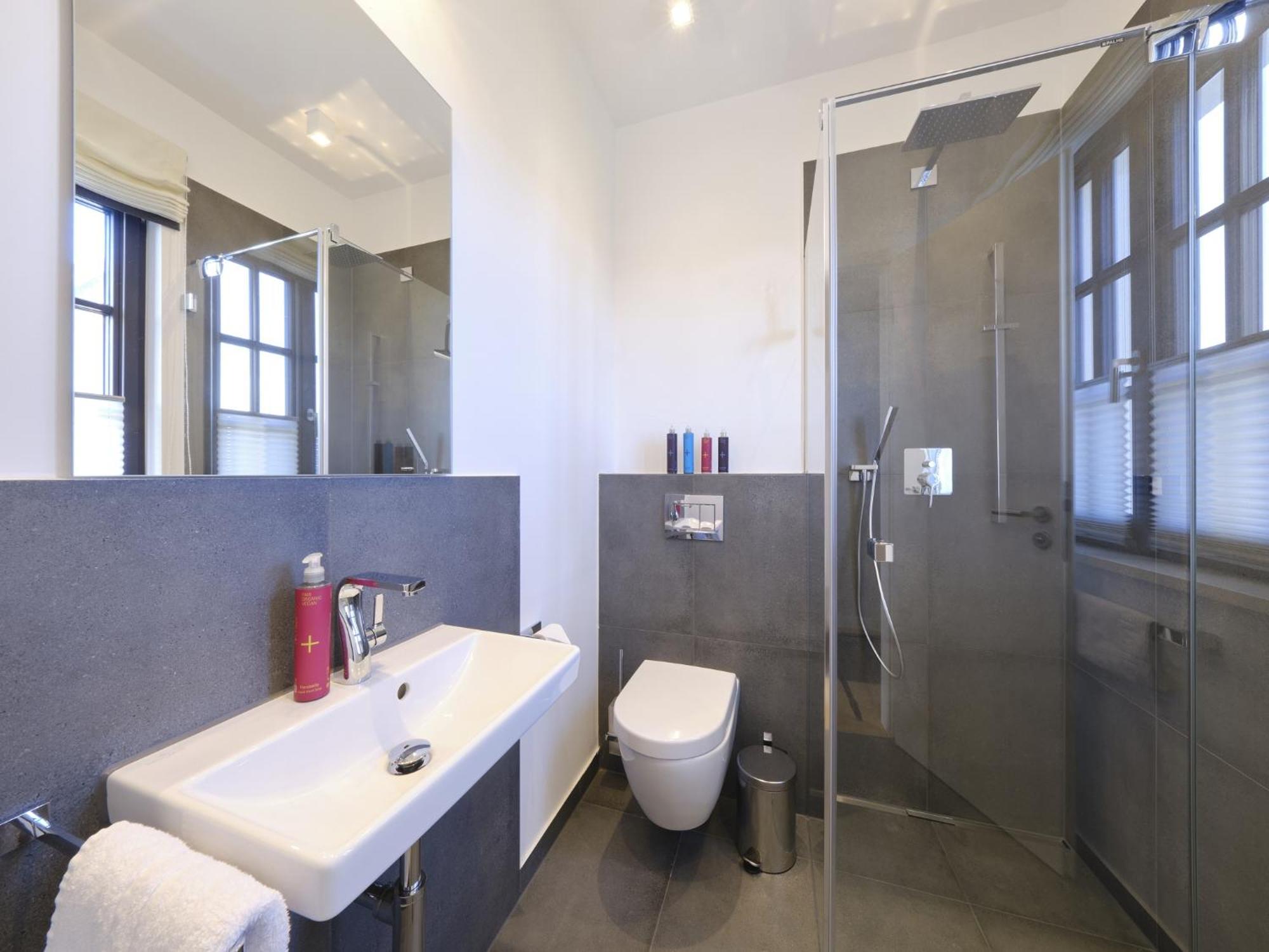 Reetland Am Meer - Luxusplus Reetdachvilla Mit 4 Schlafzimmern, Aussensauna, Loungebereich Und Kamin G07 Dranske Zewnętrze zdjęcie